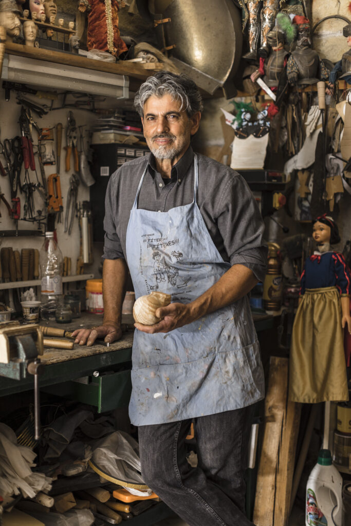 puppet maker in Sicily